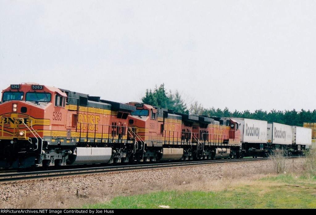 BNSF 5263 West